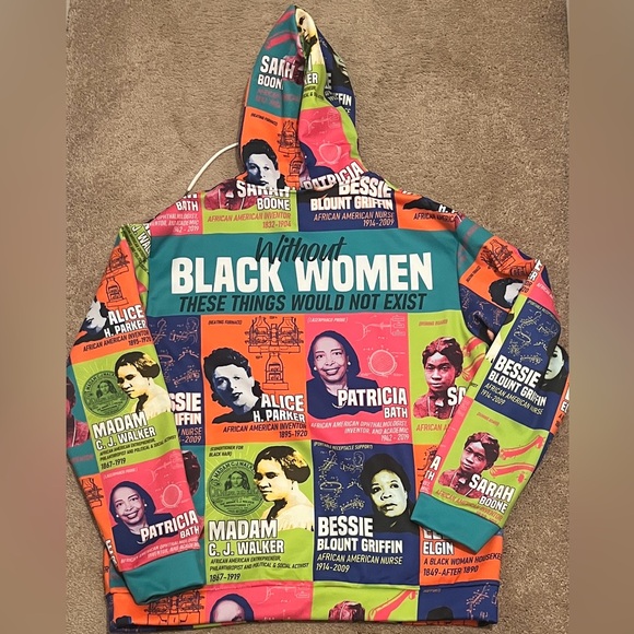 Graphic Women's 2-Piece Hoodie & Jogger Set - Picture 11 of 13